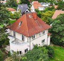 Wohnen im Grünen mit Potenzial: Bezugsfreies Haus mit Garten vor den Toren der Hauptstadt - Falkensee