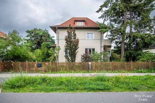 Ansicht Fassade Straßenseite - 