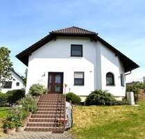 Luxuriöses Anwesen bei Frohburg: Eleganz und Komfort mit Garten, Terrasse und Kamin, ideal gelegen zwischen Leipzig und Chemnitz