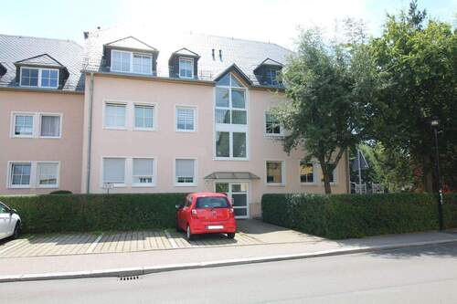 Vorderansicht (1) - 2 Zimmer Mehrfamilienhaus, Wohnhaus zum Kaufen in Limbach-Oberfrohna