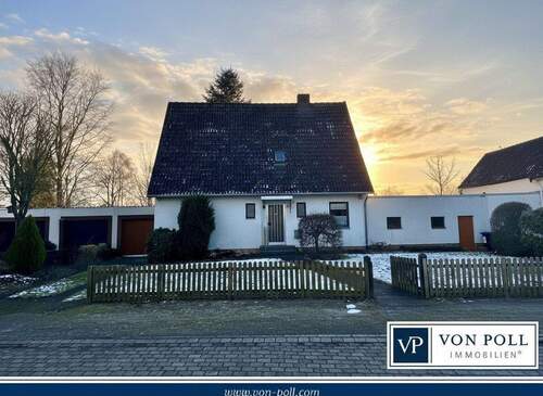 Titelbild Balken - 5 Zimmer Einfamilienhaus zum Kaufen in Celle