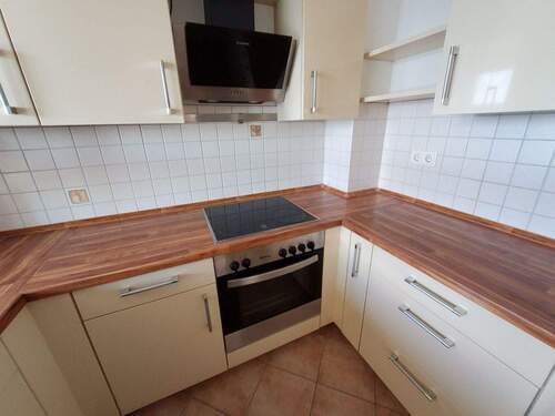 Küche.jpg - Etagenwohnung mit 60,00 m&sup2; in Geretsried zum Kaufen