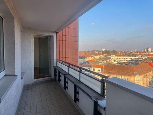 Loggia - 5 Zimmer Etagenwohnung in Berlin