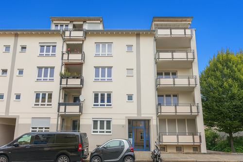 Hausansicht - Ihr neues Zuhause in Lindenau - vermietete 3-Zimmer-Wohnung mit Balkon und TG-Stellplatz