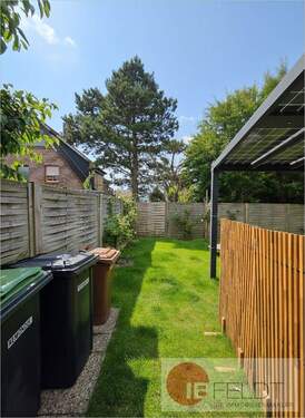 Durchgang zum Gartenteil - 