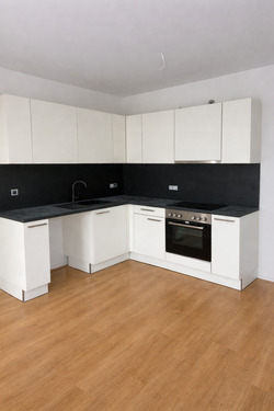 offene Einbauküche - 2 Zimmer Etagenwohnung in Hamburg