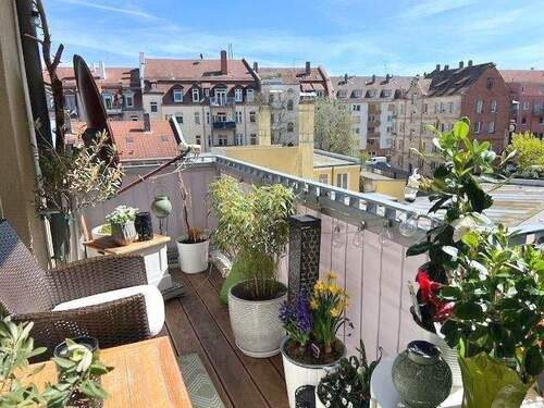 Küche mit Zugang zum Sonnenbalkon - 