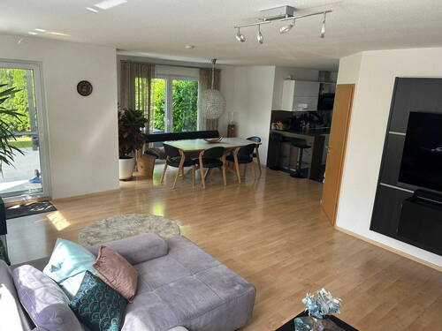 Bild 2 - 6 Zimmer Einfamilienhaus zum Kaufen in Ulm