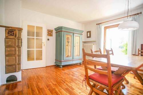Esszimmer - 1 Zimmer Doppelhaushälfte in Erlangen