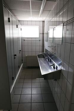 Waschraum Halle - 