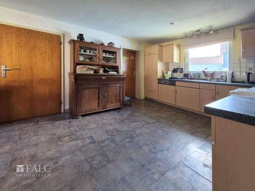 Wohnküche - Mehrfamilienhaus, Wohnhaus mit 230,00 m&sup2; in Grävenwiesbach zum Kaufen