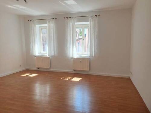 toll, mit ca. 28 qm - 2 Zimmer Etagenwohnung in Burglengenfeld