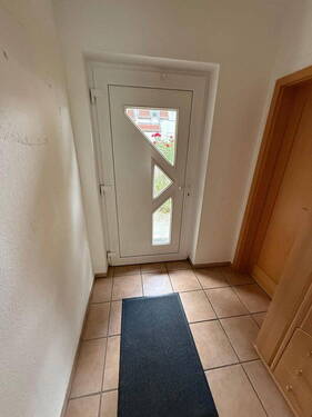 EG Eingangs-Bereich mit Zugang - 