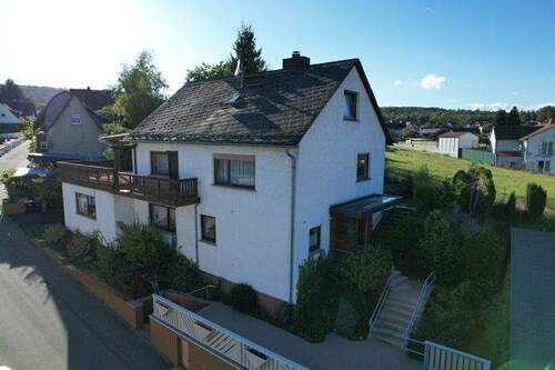 Seitenansicht 2 - 9 Zimmer Einfamilienhaus zum Kaufen in Sinn / Edingen