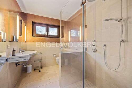 Duschbad im Erdgeschoss - 