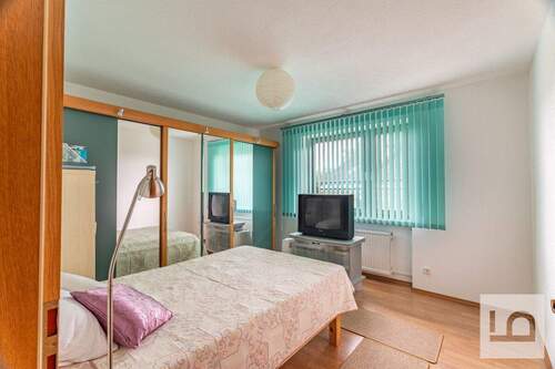 Schlafzimmer II im EG - 