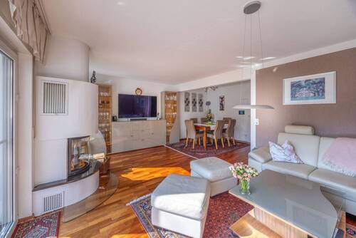 Wohnzimmer - 5 Zimmer Reihenmittelhaus zum Kaufen in Weinheim