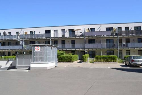 Innenhof - Zufahrt Tiefgarage - 