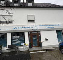 LadeneinheitBüroPraxisLager mit 8 Stellplätzen - Fischach