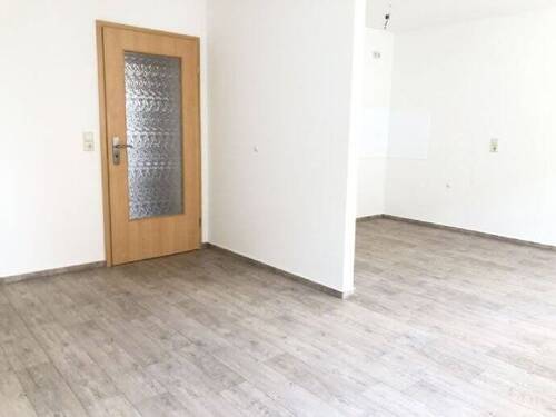 Wohn- und Küchenbereich - Etagenwohnung mit 47,30 m² in Frankenberg zur Miete