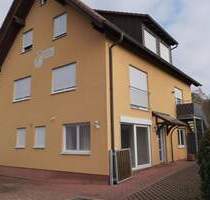 Repräsentatives Wohn- und Atelierhaus am Kloster Engelberg - 276 m², Garage, Garten & Traumblick - Großheubach