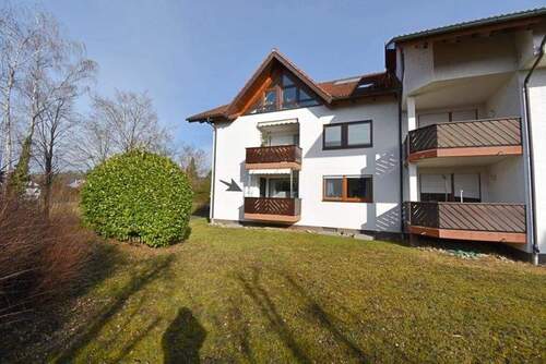 Hausansicht Rückseite mit Wohnung - 3 Zimmer Etagenwohnung zum Kaufen in Radolfzell am Bodensee