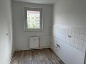 Küche mit Fenster - 3 Zimmer Etagenwohnung in Wilkau-Haßlau