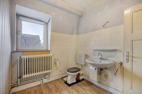 separates WC im Obergeschoss - 