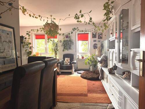 Wohnzimmer_2 - 2 Zimmer Etagenwohnung zum Kaufen in Weinheim