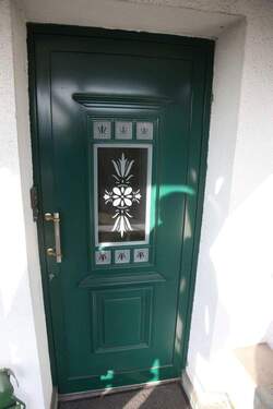 Eingangstür - Einfamilienhaus mit 185,00 m&sup2; in Erwitte zum Kaufen