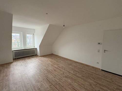 Wohnzimmer 3 - 3 Zimmer Etagenwohnung zur Miete in Gevelsberg