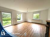 Wohnzimmer - Bungalow mit Wintergarten und Gartenparadies in Borstel