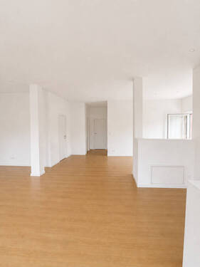 Wohn- und Essbereich - 4 Zimmer Etagenwohnung in Rastede