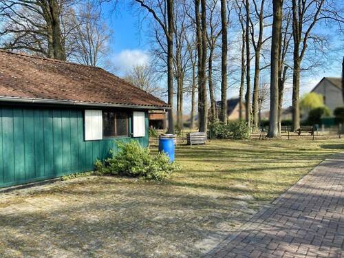 Ansicht Zuwegung Straße nebst Abstellraum - 