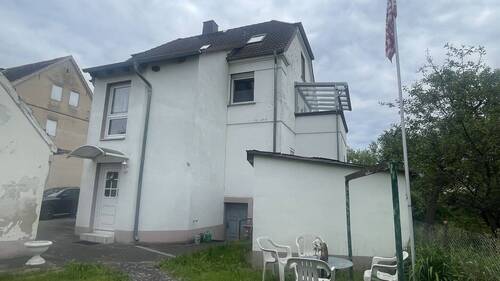 Zweifamilienhaus - 