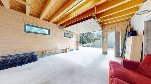 Garage + Stellplätze - 