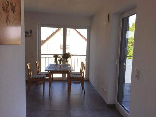 Kücheneingang - 2 Zimmer Etagenwohnung zur Miete in Friedrichshafen - Lipbach