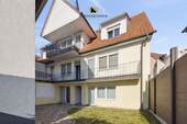 Bild 1 - Ludwigsburg: Gemütliche 2-Zimmer-Erdgeschosswohnung mit Terrasse in ruhiger Wohnlage!