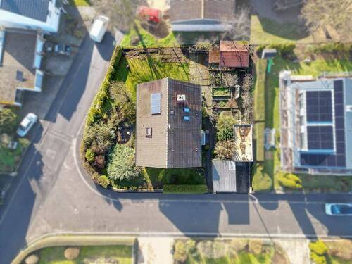 Luftbild - Mehrfamilienhaus, Wohnhaus mit 190,00 m&sup2; in Reichenberg zur Miete