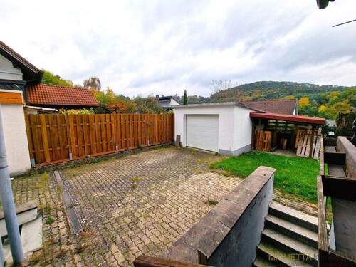 Garage - 