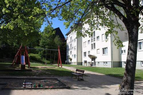 Außenaufnahme - Etagenwohnung mit 76,80 m² in Sinsheim zum Kaufen