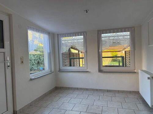 WhatsApp Image 2025-11-18 at 09.07.05 - 