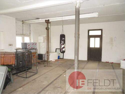 Nutzfläche im Nebengeb. Foto I - 