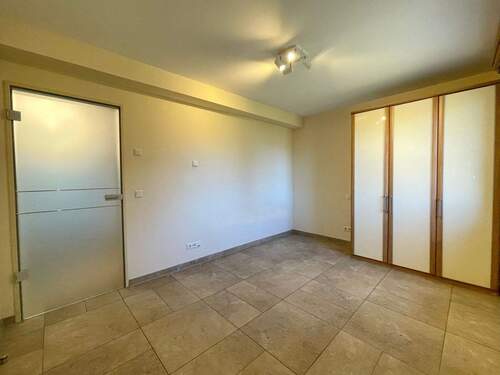 Kinder - o. Bürozimmer.jpeg - 