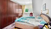 1. OG Schlafzimmer 1 - 