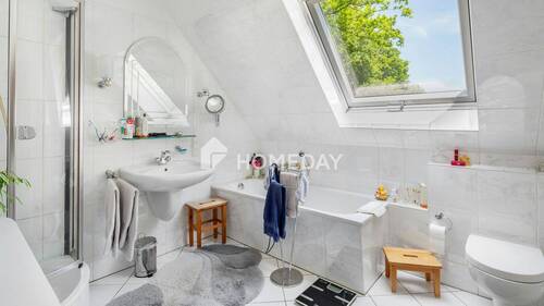 1. OG Badezimmer 1 - 