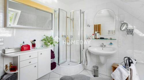 1. OG Badezimmer 2 - 