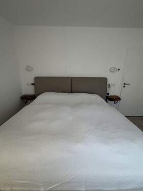 Schlafzimmer 1.3 - 
