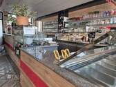Theke mit Eisdielenbereich - 