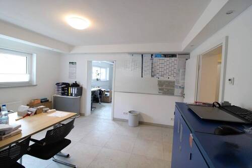 Büro-UG - 